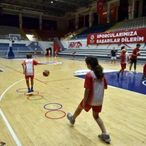 Kepez Belediyesi Yaz Spor Okulları Büyük İlgi Görüyor