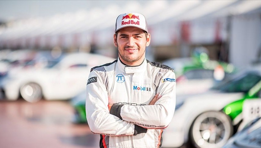 ayhancan guven tarihe gecti dtmde sampiyon olan ilk turk kHmaKfGs