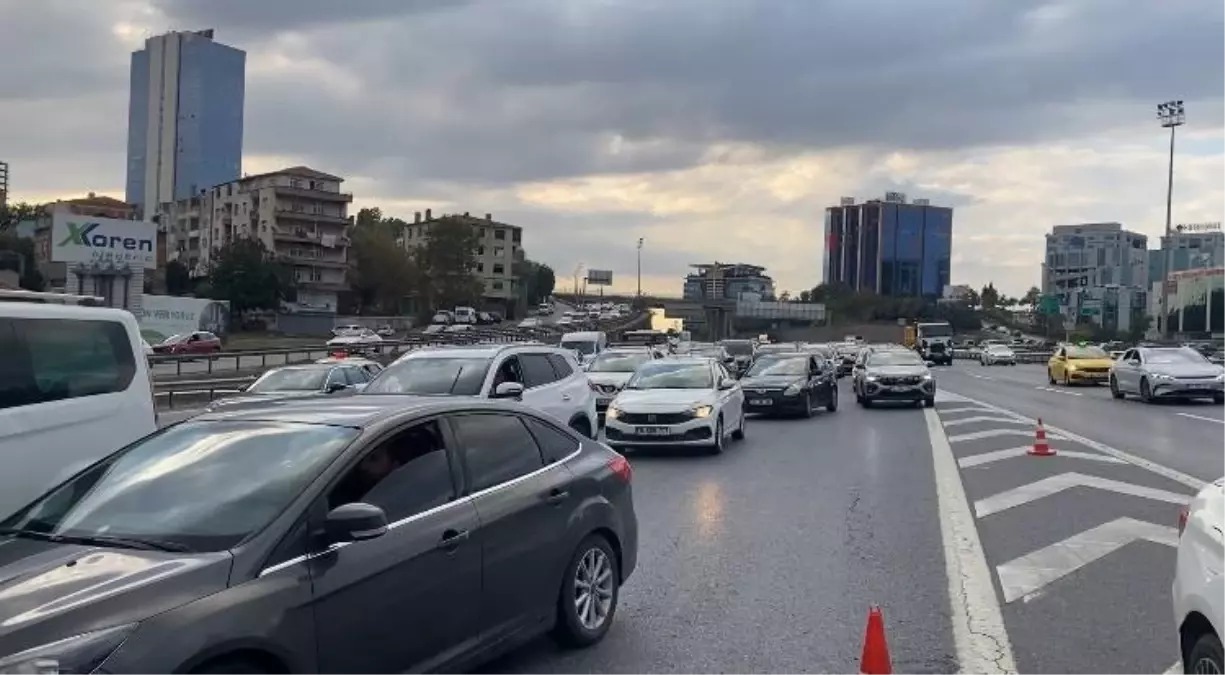 bagcilarda kaza 4 yarali 8IqwJNKx