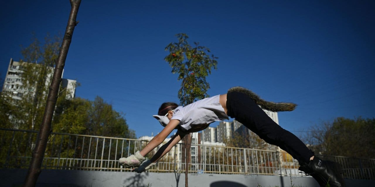 egzersiz kurallarini degistiren en cilgin trend bu akimin takipcileri bunun tum vucudu calistirdigini iddia ediyor i1Ra3s9y.jpg