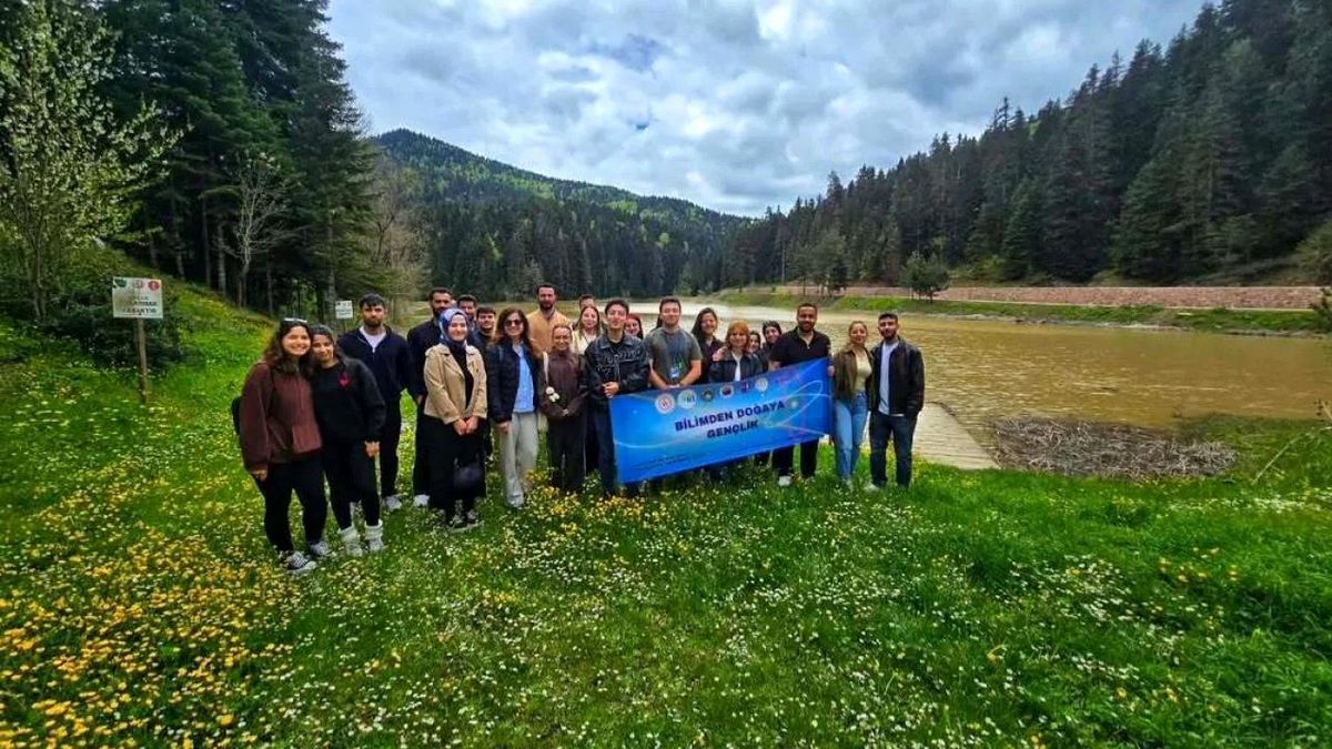 Sinop’ta Gençler Doğa ile Buluştu